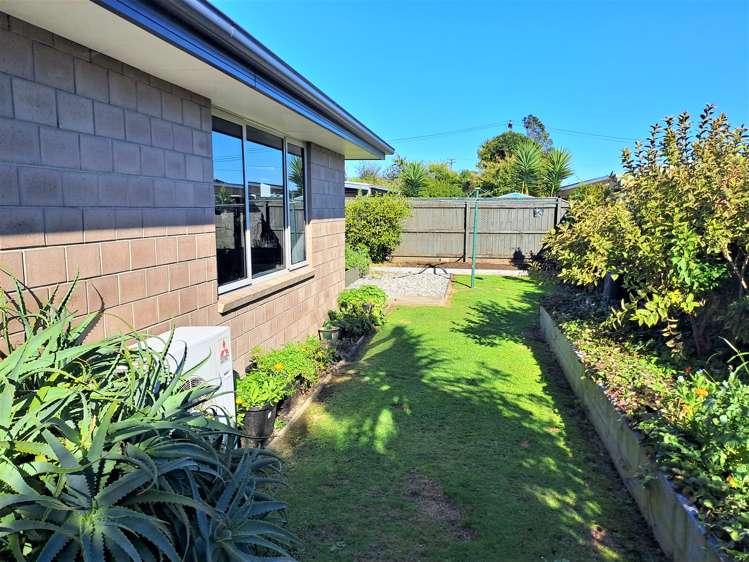 9 Disraeli Street Westport_12