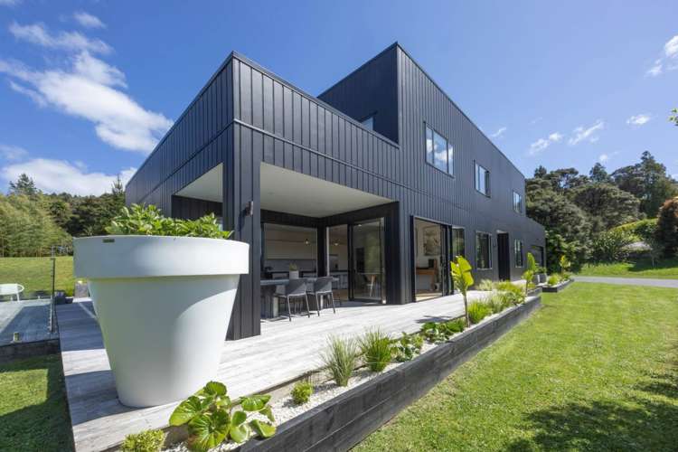 323H Huia Road Titirangi_18