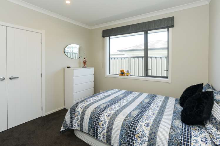 14 Pelorus Avenue Poraiti_10