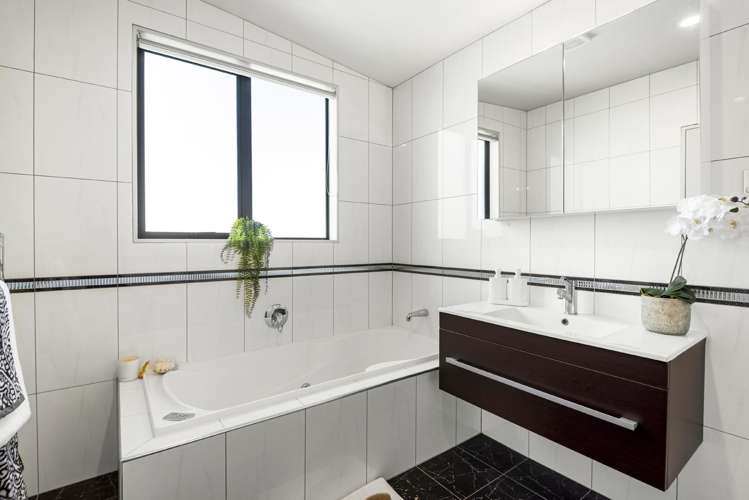 74 Oakway Drive Schnapper Rock_17