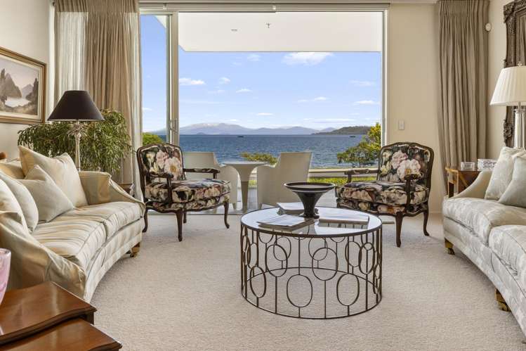 3/110 Lake Terrace Taupo_1