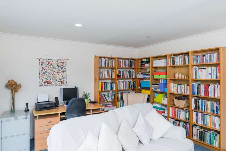 4 Lorna Irene Drive Raumati South_14