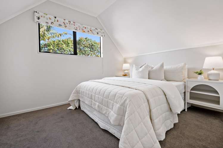 2/79 Frank Nobilo Drive Golflands_12