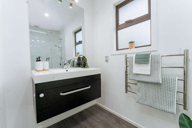 31 Apollo Parade Milson_10