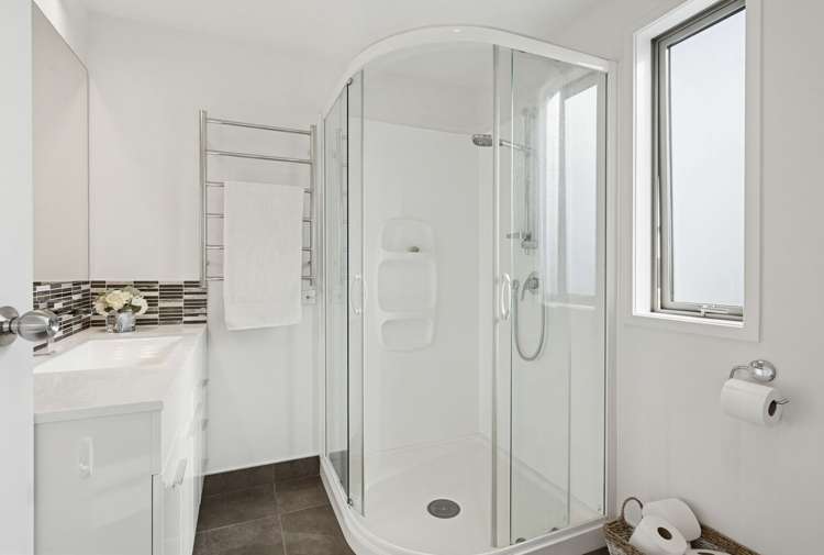 7/21 Hunters Park Dr Three Kings_21