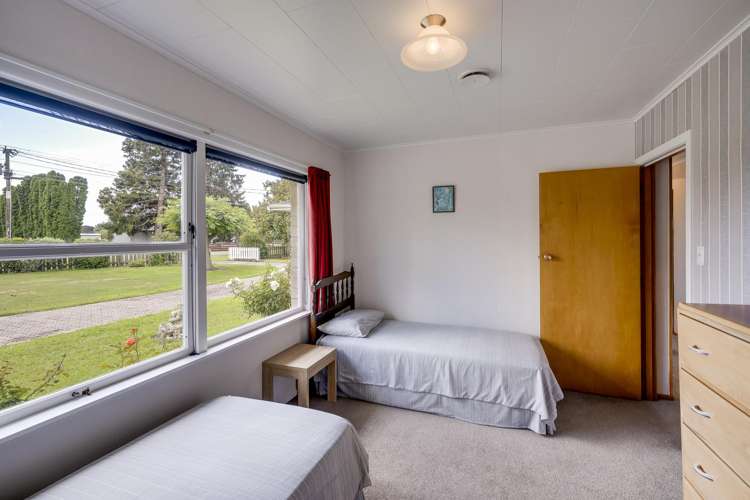 68 Hill Road Twyford_18