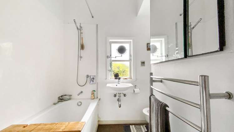 37 Chilka Street Berhampore_4