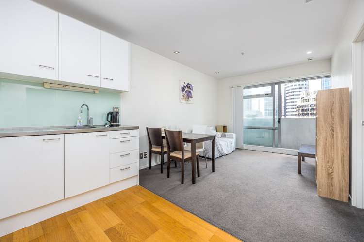 7m/16 Gore Street Auckland Central_7