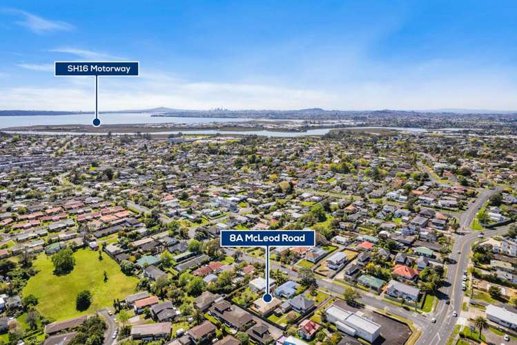 8a Mcleod Road Henderson_15