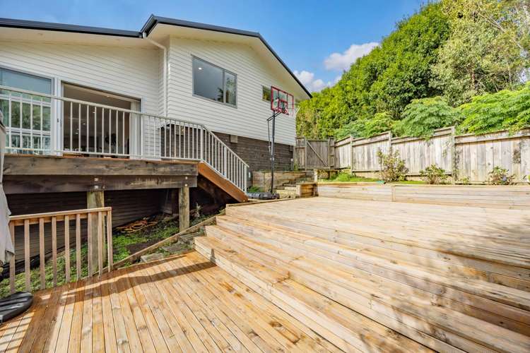 37 Bernard Magnus Lane Greenhithe_21