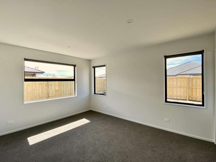 179 Faringdon Boulevard 11103_7
