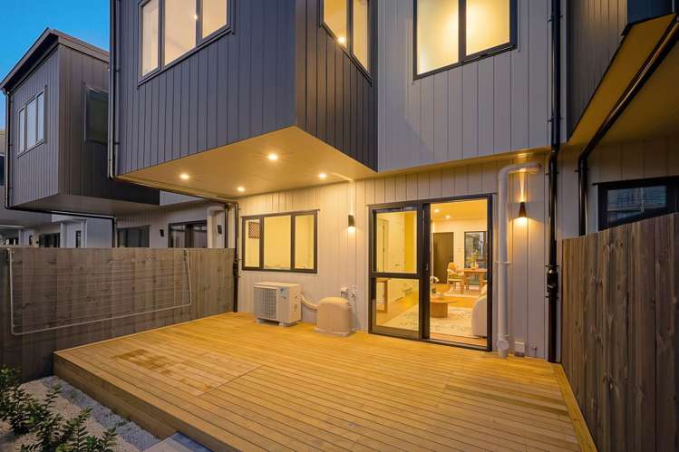 85 Wavecrest Lane Hobsonville_12