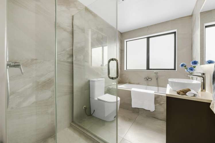 11 Puruatanga Drive Flat Bush_16