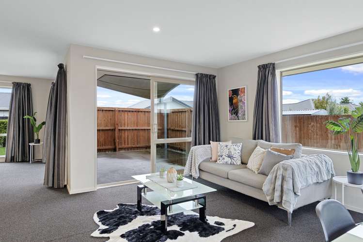 6 Eaton Place Lincoln_5