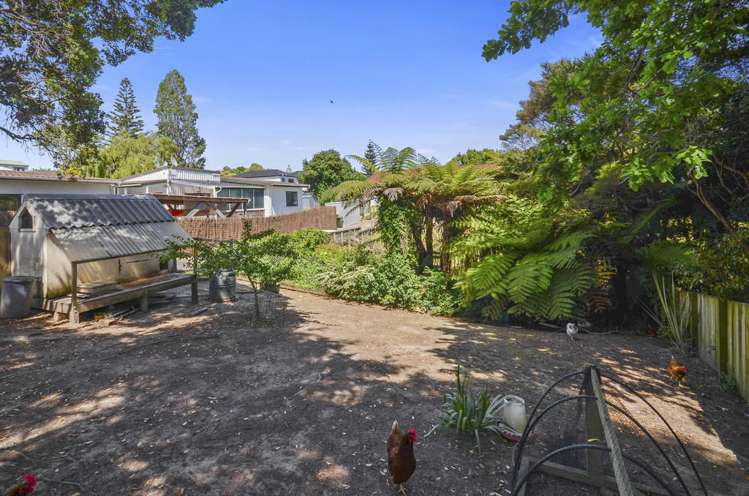 16 Dawnhaven Drive Te Atatu Peninsula_16