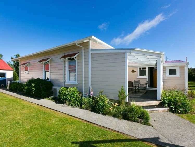 1245 Upland Road Egmont Village_20