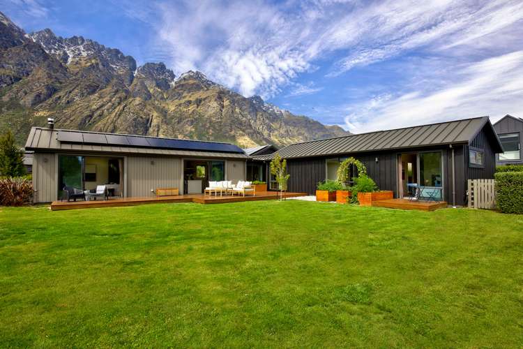 14 Jacks Point Rise Jacks Point_1