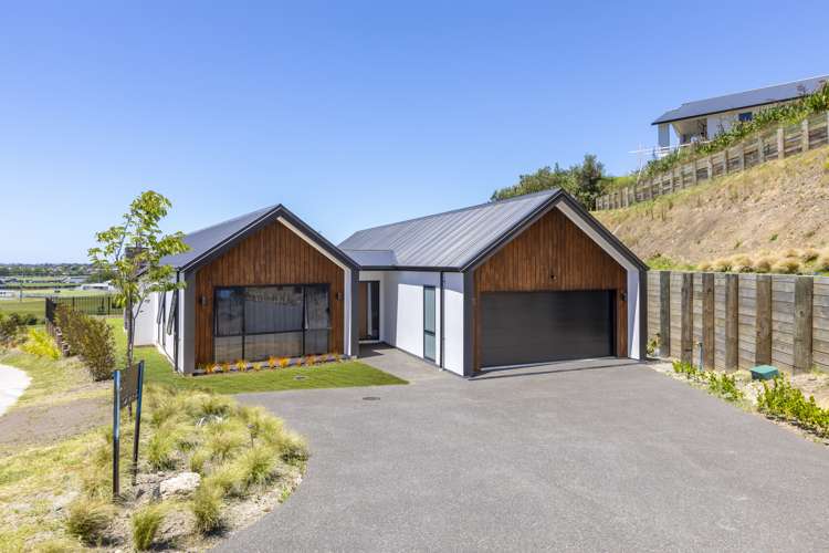 75 Oak Road Poraiti_16