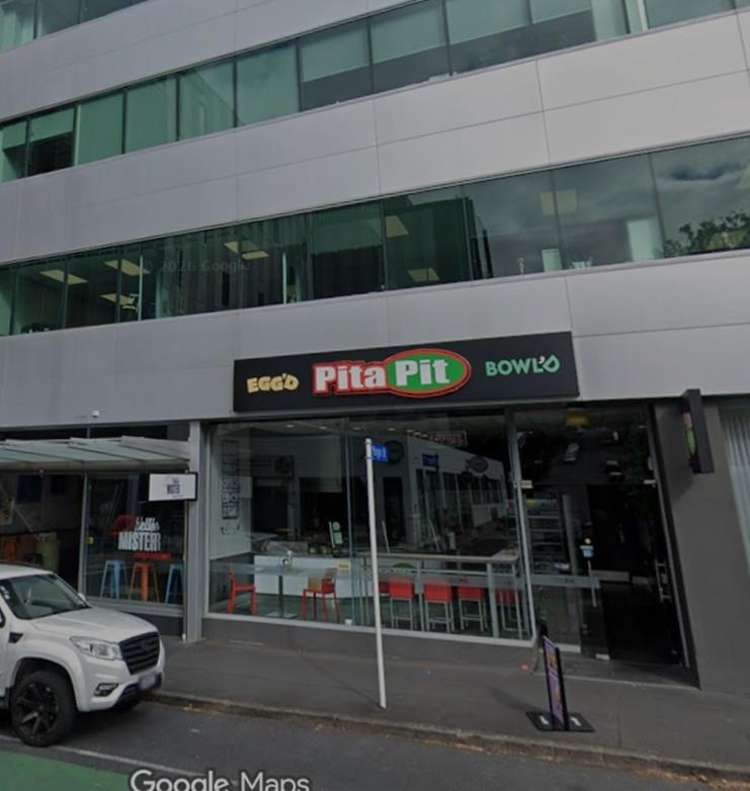 Shop 2/123 Carlton Gore Road_0