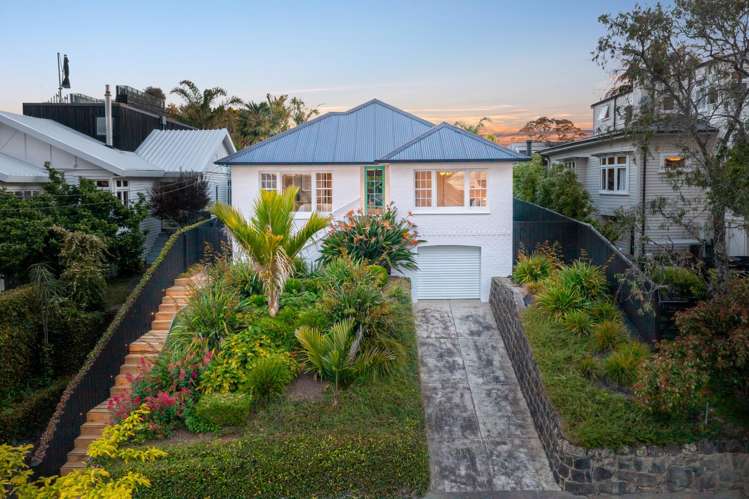 74 West End Road Westmere_2