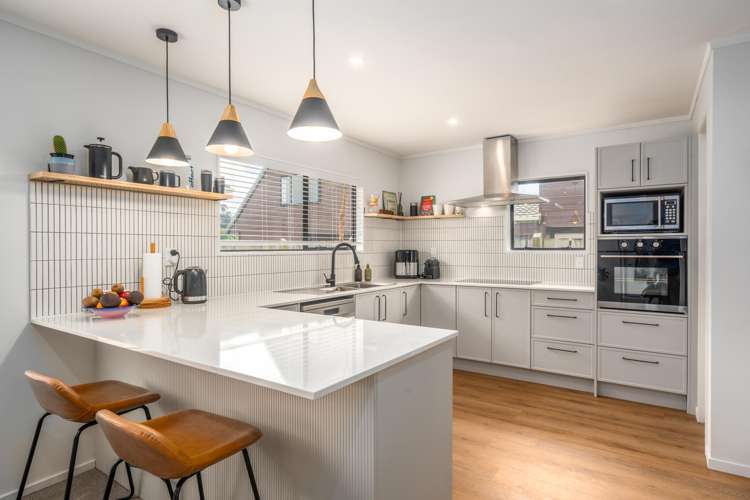 8 Furlong Crescent Churton Park_3