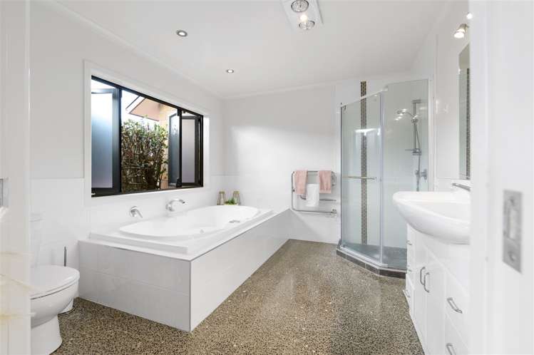 15 Malbec Place Rototuna_17