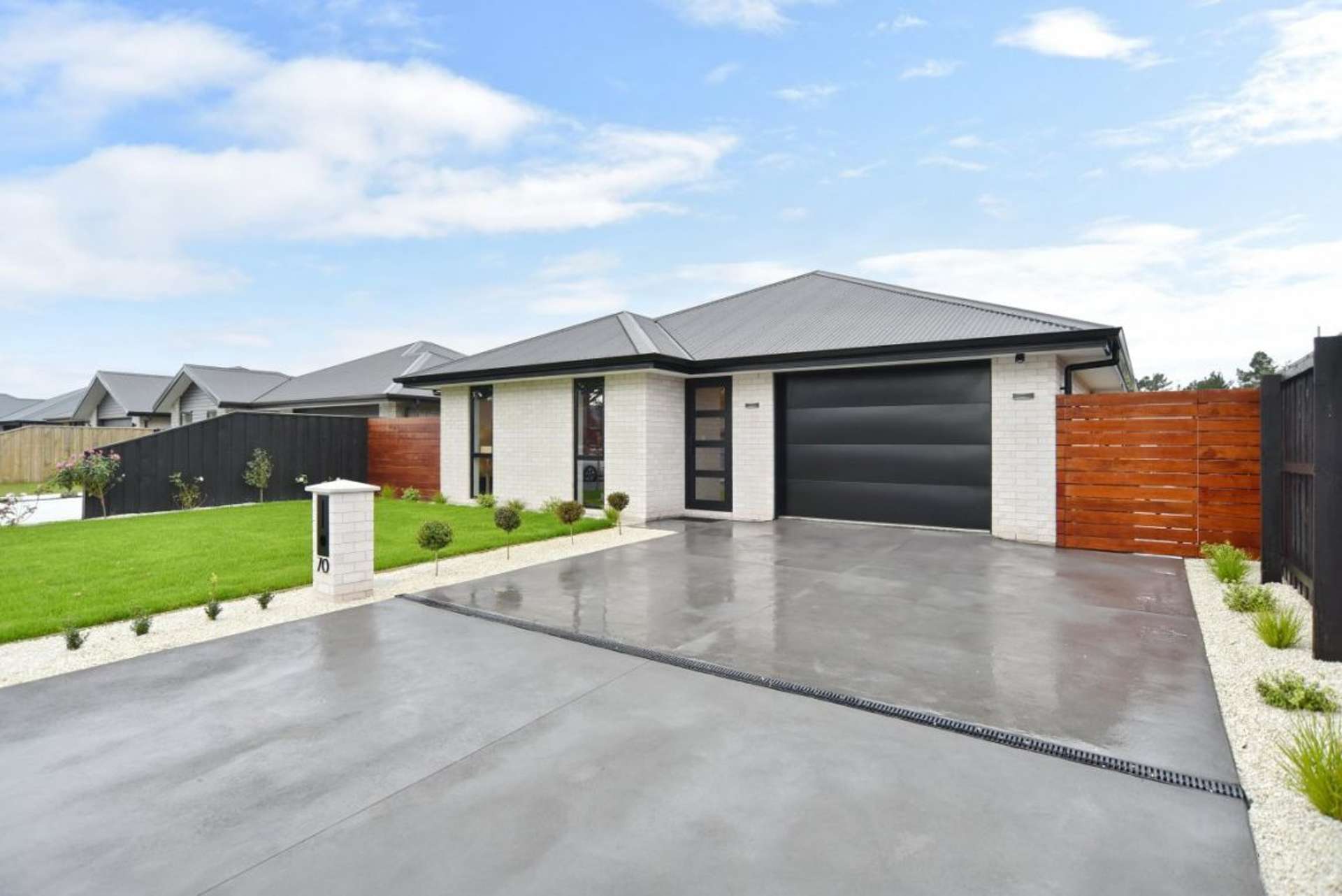 70 Quinn Crescent Woodend_0