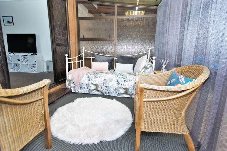 73 Hargood Street Woolston_14