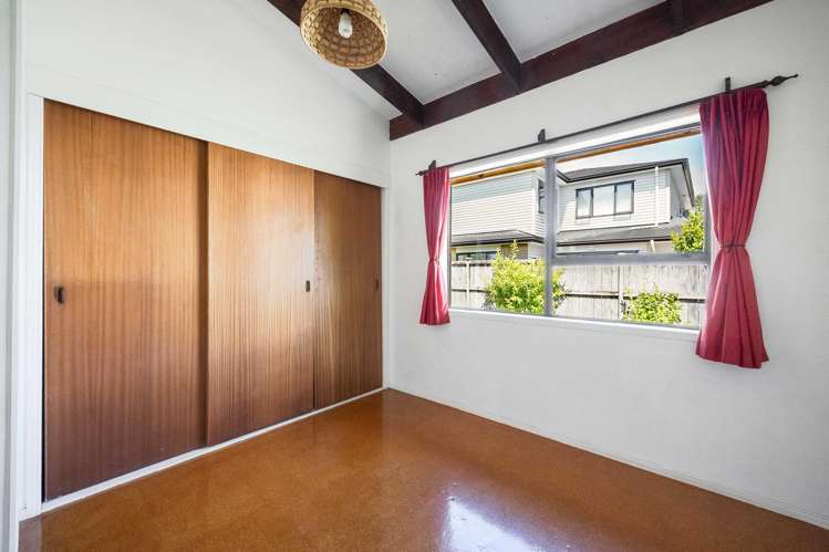 25 Nui Mana Place Te Atatu South_19