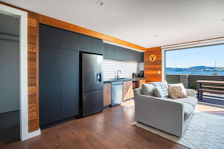 336 Lake Terrace Two Mile Bay_20