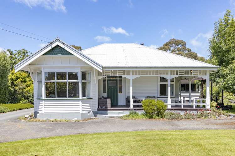 1649 Cust Road Cust_24