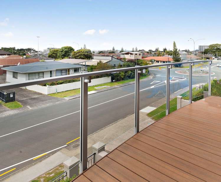 304/252 Centreway Road Orewa_6