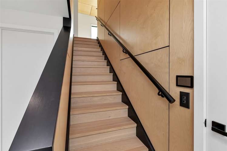 2 Blue Moon Rise Langs Beach_14