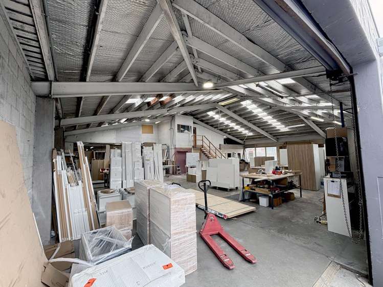 85 Thackeray Street Waltham_12