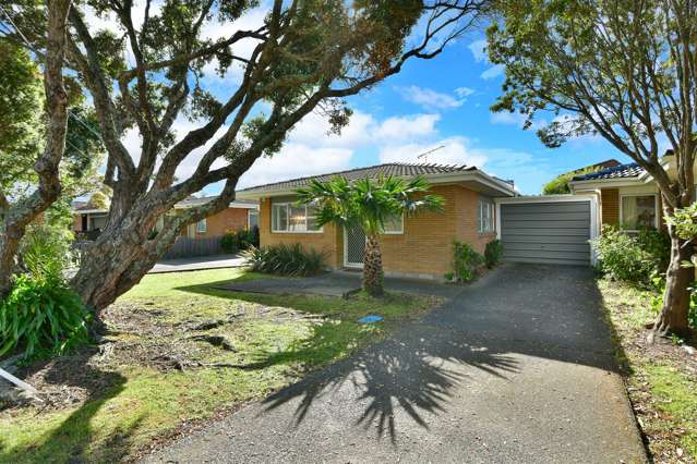 2/1 Pine Road Orewa_1