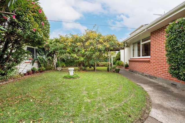 15b Field Street Silverstream_4