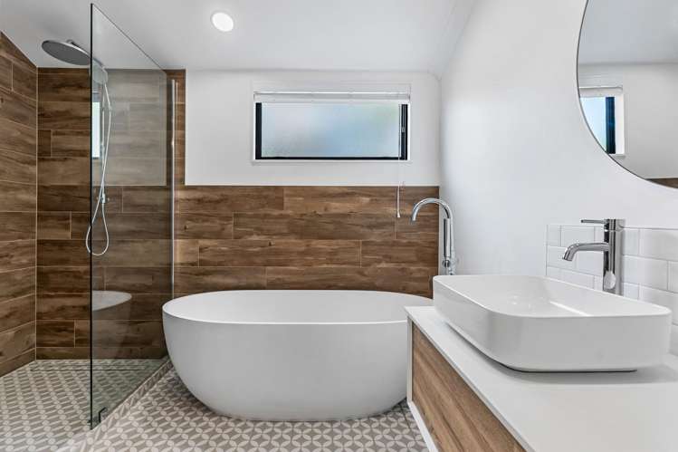 2 Rakau Views Orewa_14