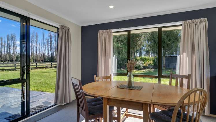 275 Plaskett Road Fernside_6