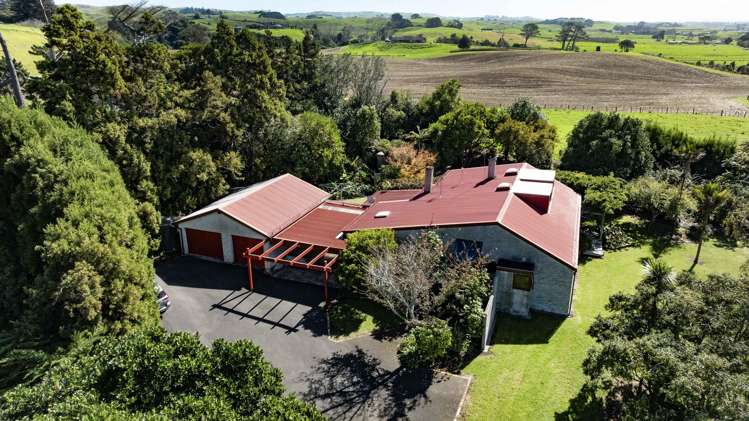 250 Taurangaruru Road Karioitahi_2