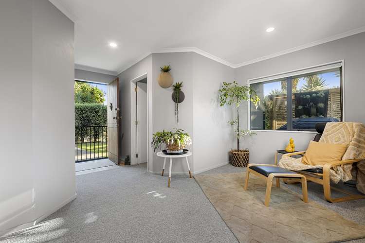 1 Lysaght Place Welcome Bay_8