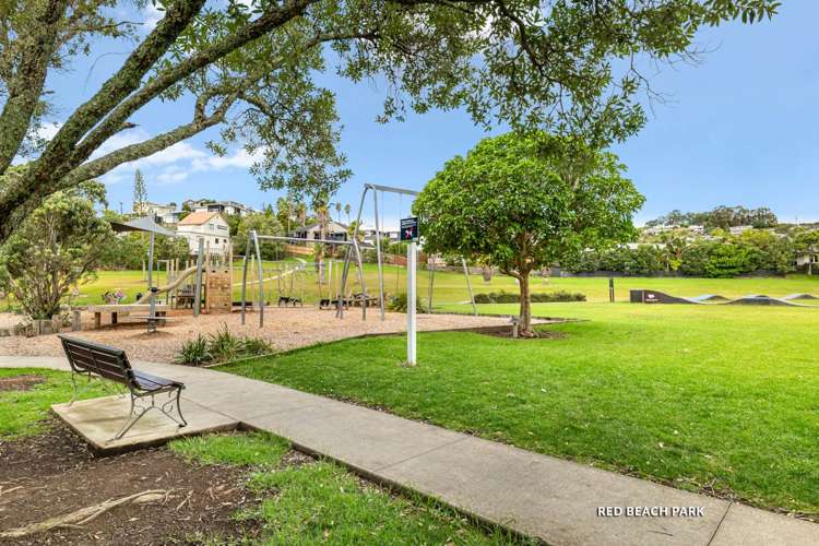 5 Laurie Street Red Beach_27