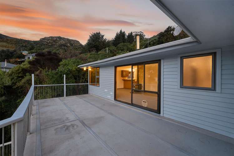 70 Reserve Terrace Lyttelton_34