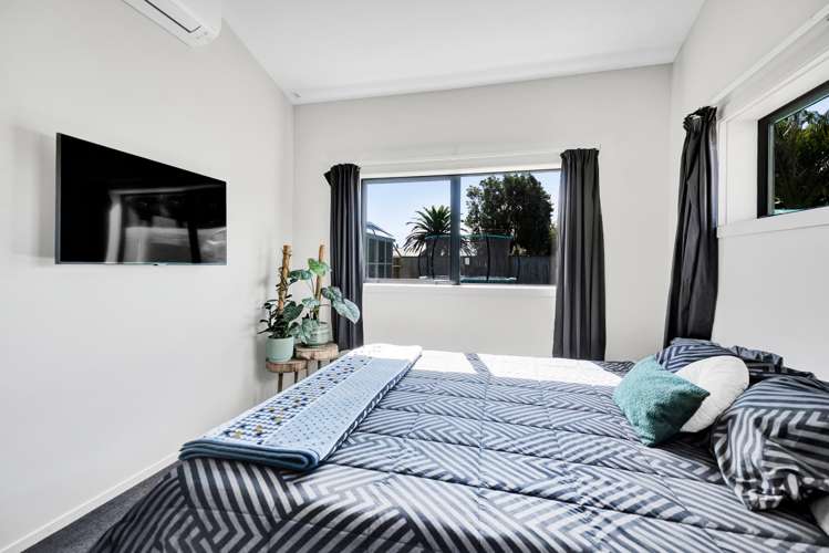 21 Carthew Street Okato_25