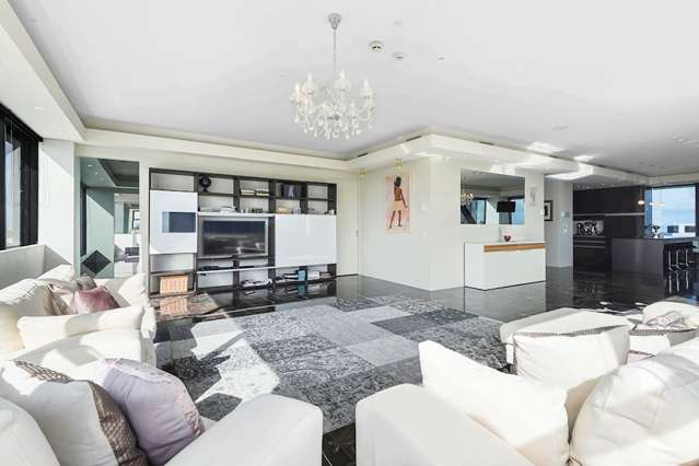 12a/2 Saint Martins Lane Grafton_1