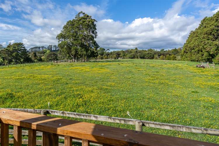 1021 Old North Road Waimauku_45