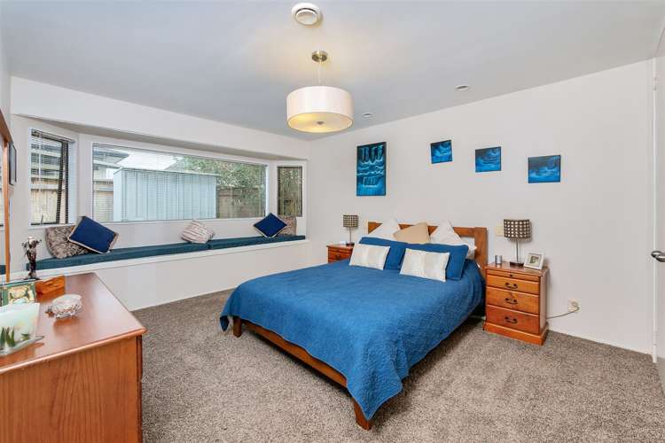 2/4 Argyle Avenue Pahurehure_6