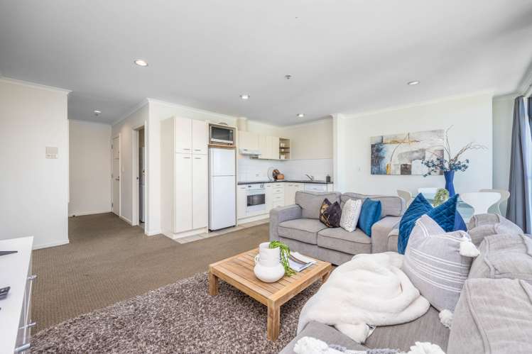 8d/92 Nelson Street Auckland Central_13