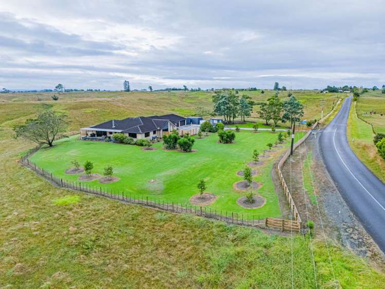 84 Wattle Road Hampton Downs_4