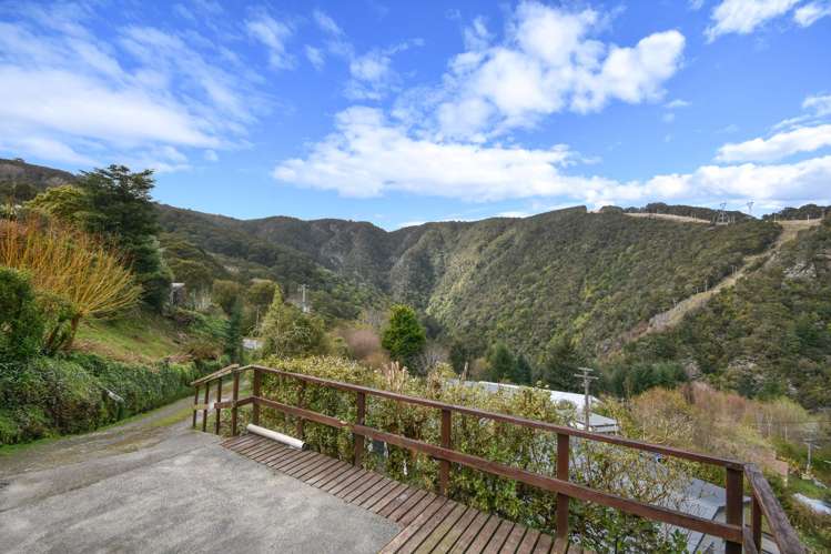 11 Morepork Lane Waipori_21