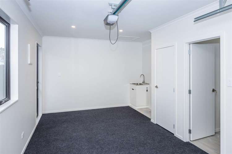 11 Earp Crescent Chartwell_23